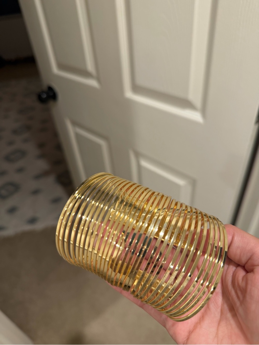 Gold bracelets one piece
